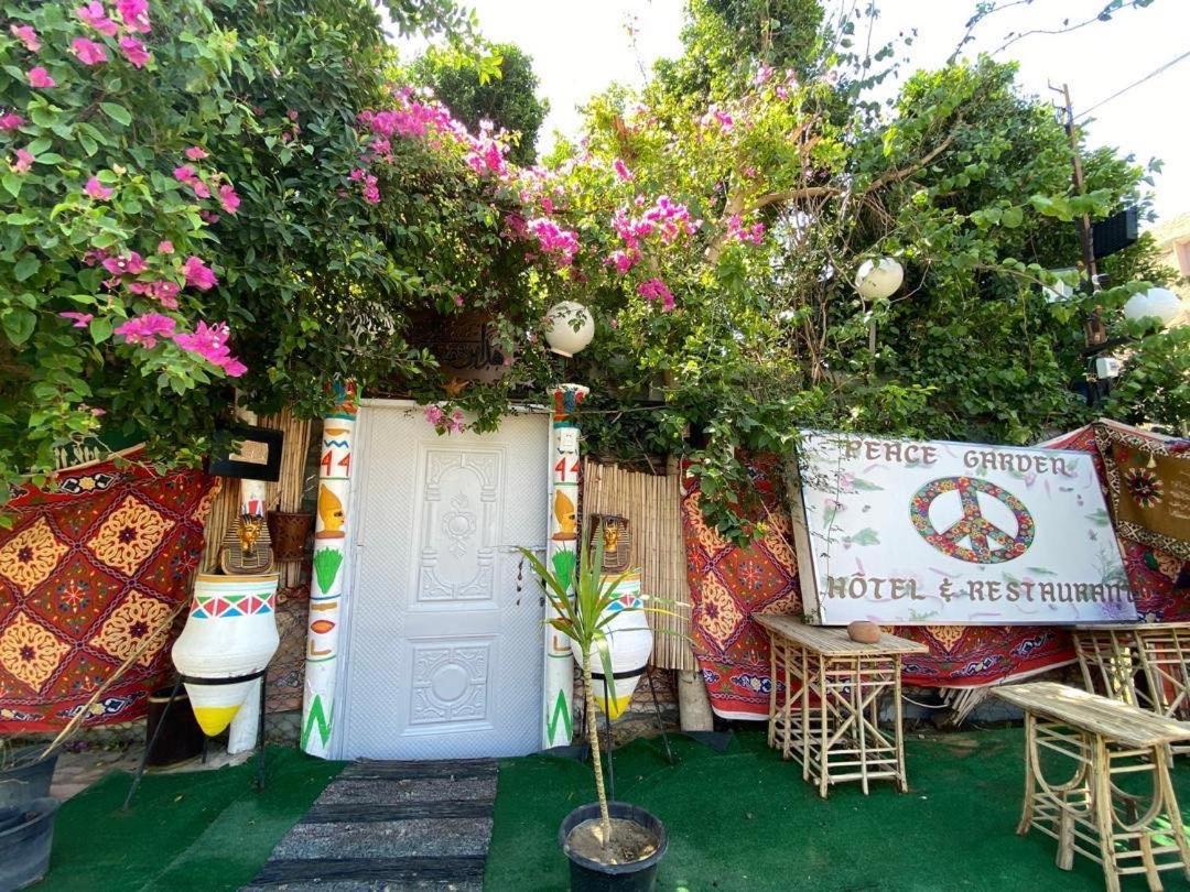 Peace Garden Hostel & Camp Луксор Экстерьер фото